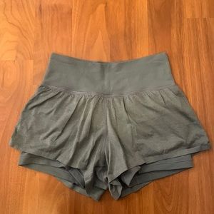 Lululemon 2-in-1 short